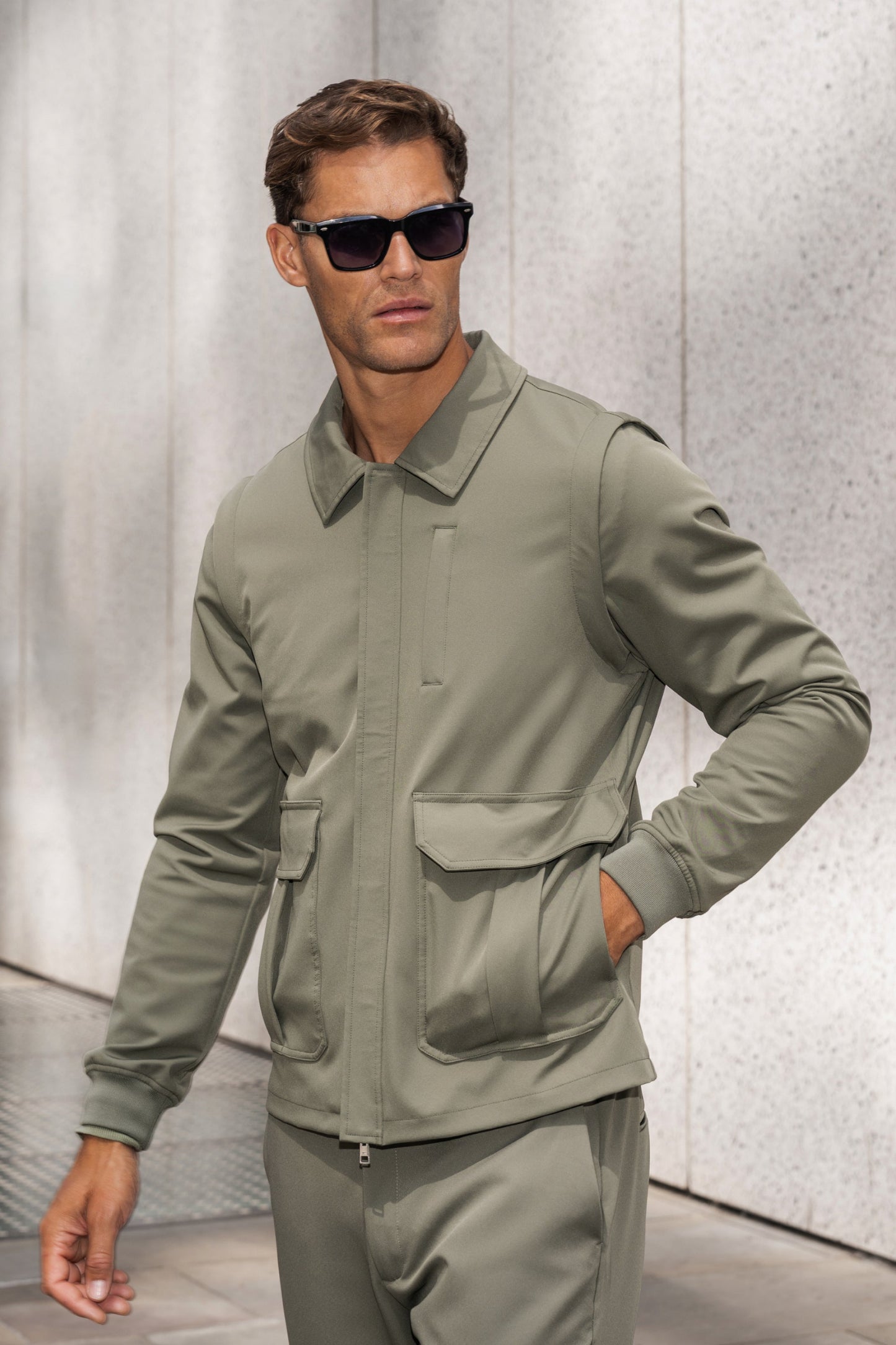 THE 2-IN-1 JACKET
