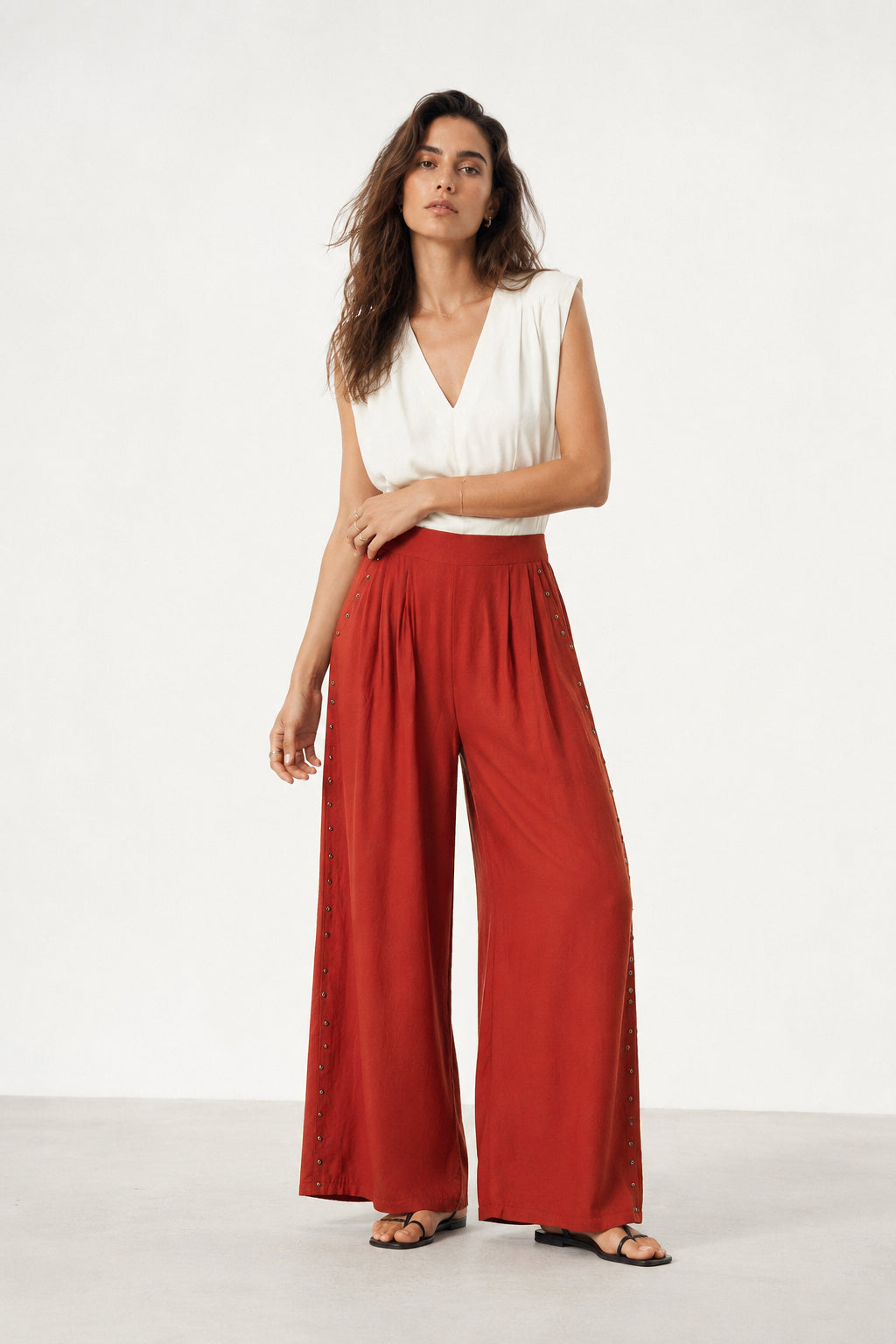 PANTALÓN ARMONIAS TEEN TACHUELAS