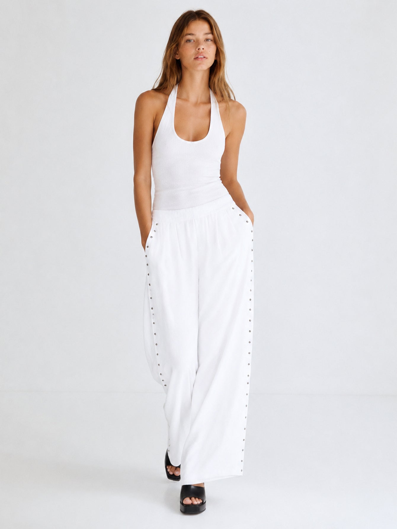PANTALÓN ARMONIAS TEEN TACHUELAS