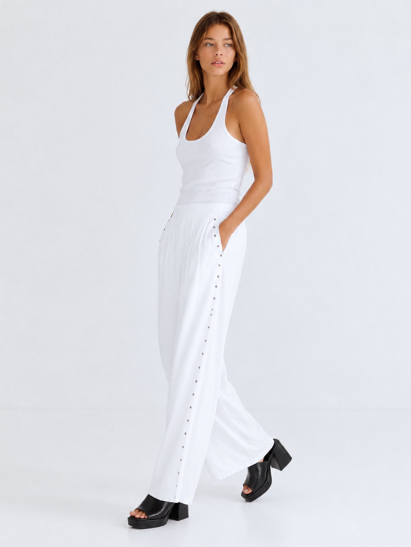 PANTALÓN ARMONIAS TEEN TACHUELAS
